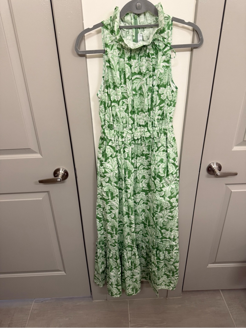 Green and White Printed Maxi Dress with Gathered Waist